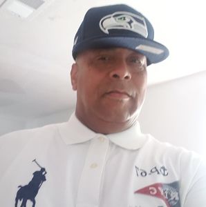 Meet your Posher, Gregory